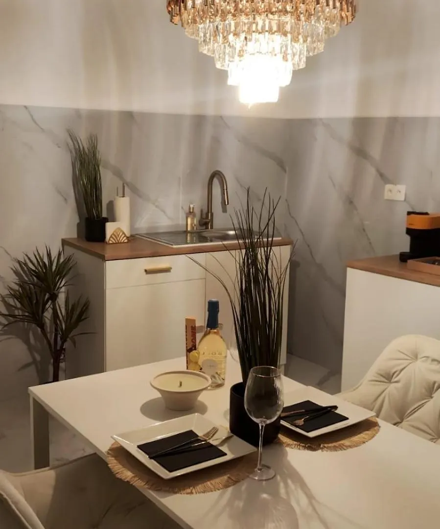 Suite Boheme Charleroi Apartment